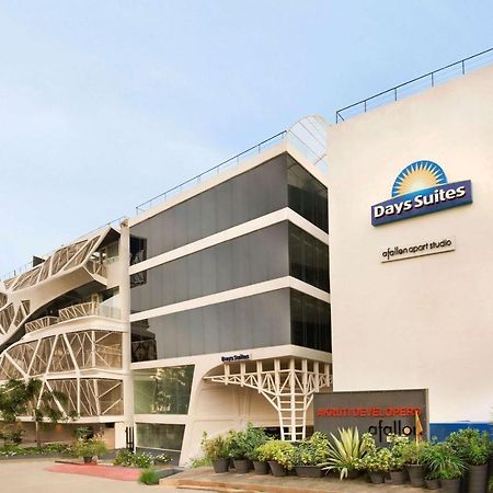 Days Inn & Suites By Wyndham Bengaluru Whitefield Buitenkant foto
