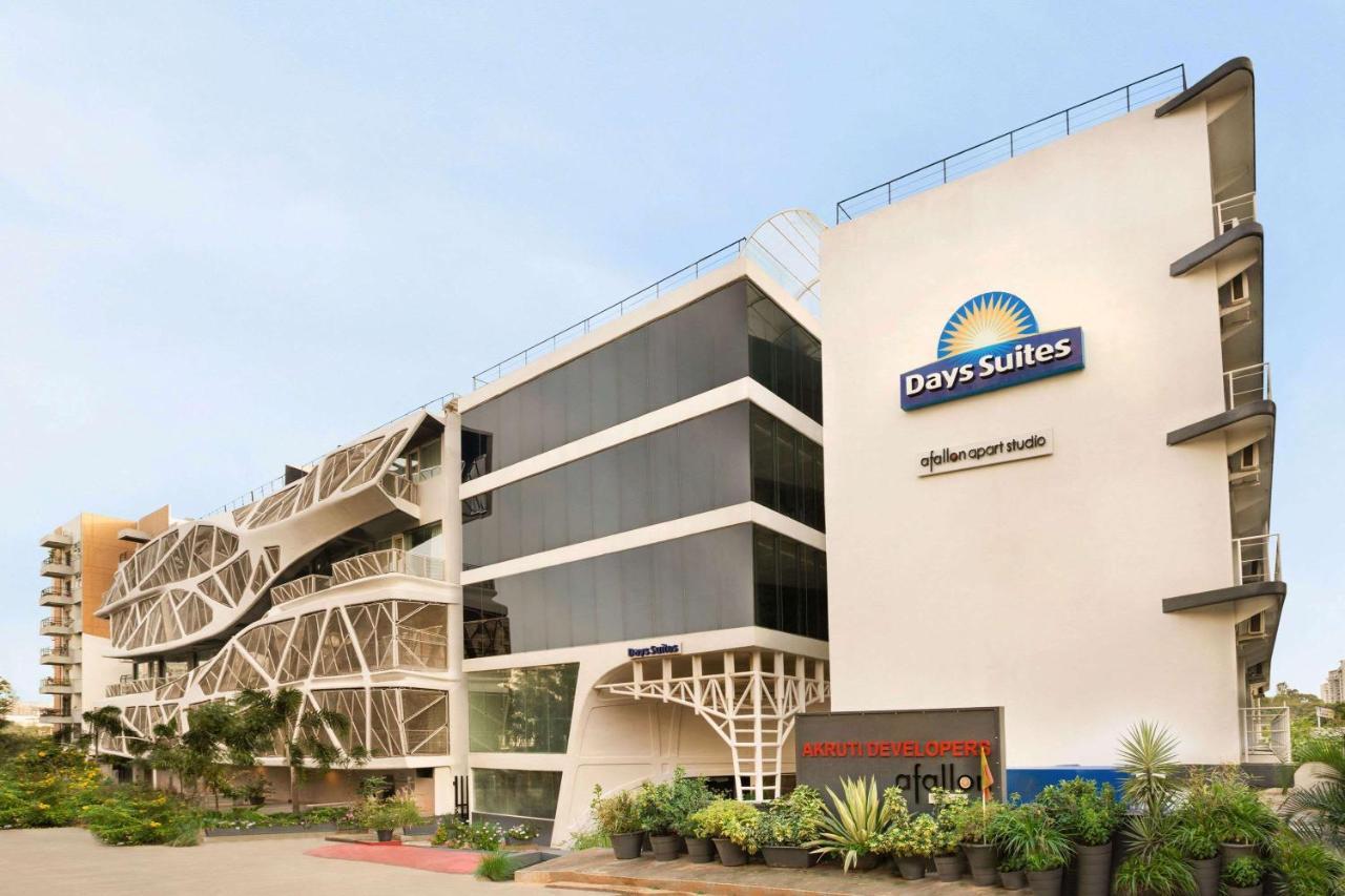Days Inn & Suites By Wyndham Bengaluru Whitefield Buitenkant foto