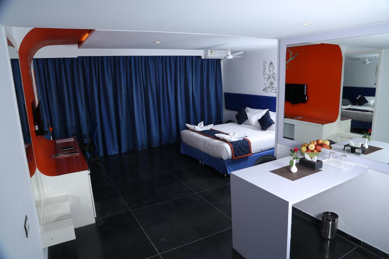 Days Inn & Suites By Wyndham Bengaluru Whitefield Buitenkant foto