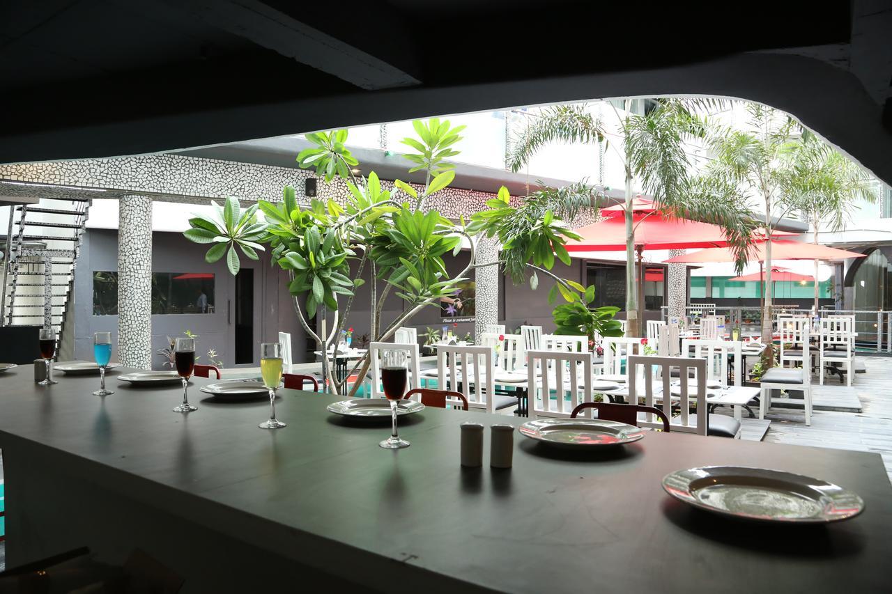 Days Inn & Suites By Wyndham Bengaluru Whitefield Buitenkant foto