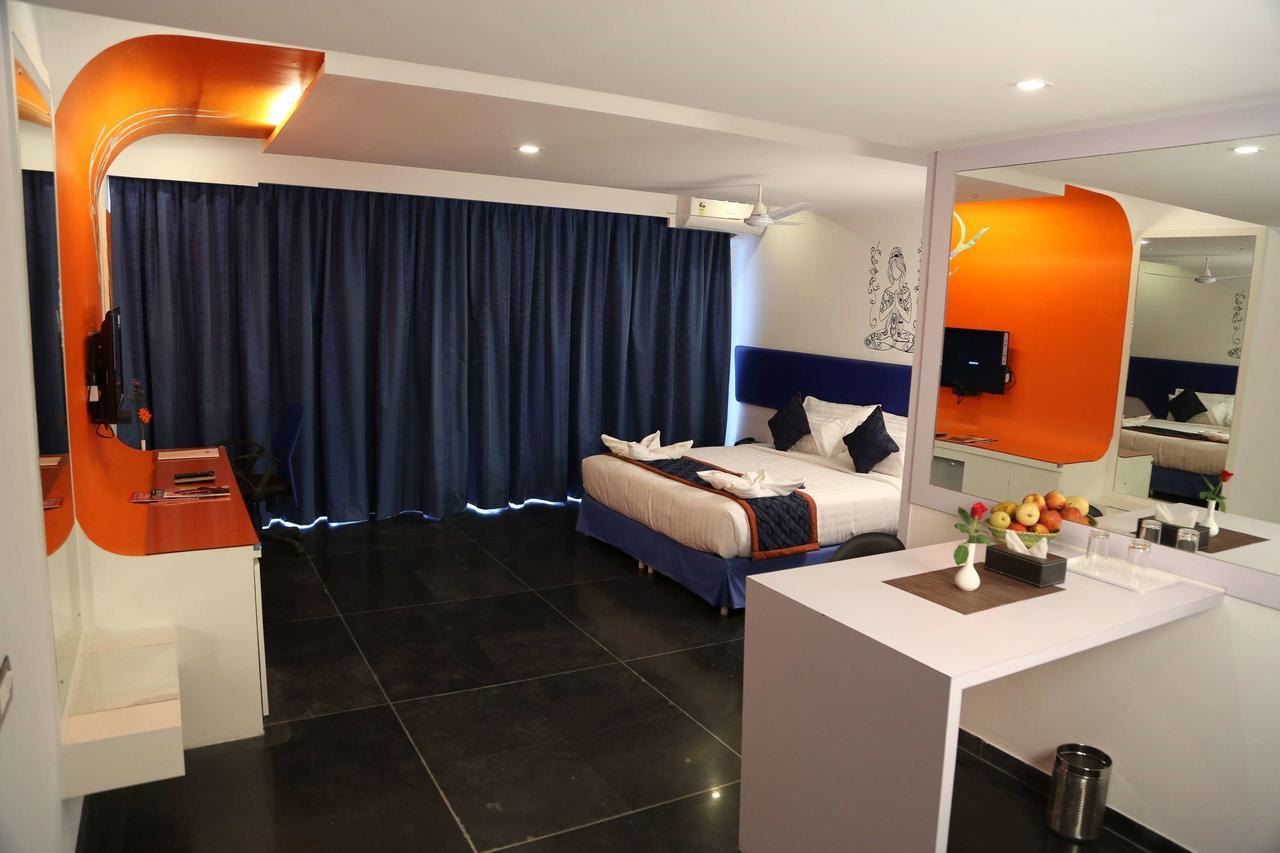Days Inn & Suites By Wyndham Bengaluru Whitefield Buitenkant foto
